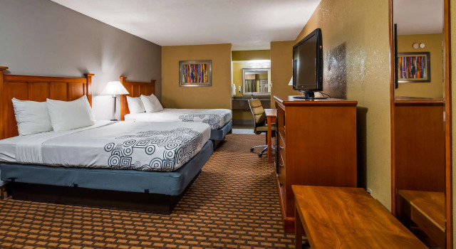 Четырёхместный номер Standard Best Western Jacksonville near Little Rock Air Force Base