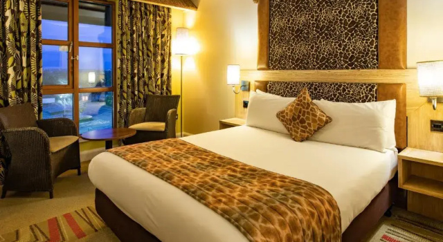 Четырёхместный номер Standard Chessington Resort Hotel