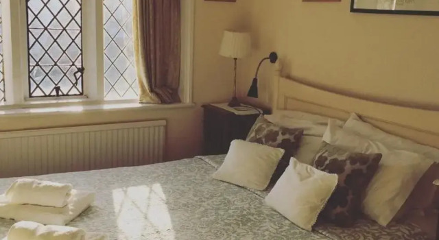 Dering Arms, Reserva ahora Hotel Ashford Kent