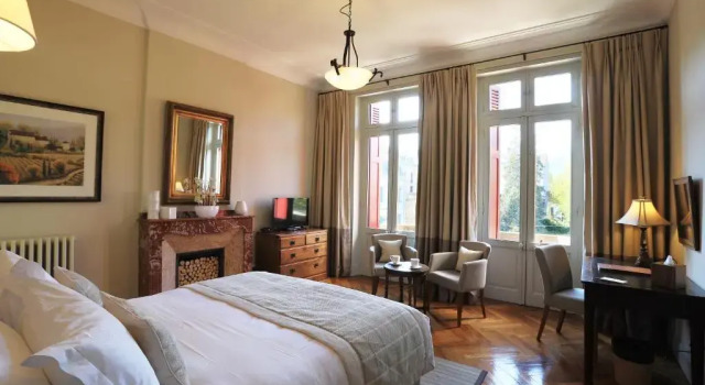 Двухместный номер Superior с балконом La Villa de Mazamet