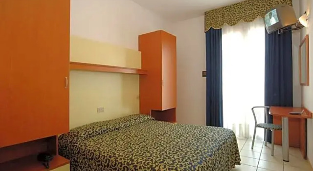 Трёхместный номер Standard Hotel Lido