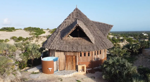 Wellness Kibanda, Book Feriehus Sommerhuse i Shela, Hytte