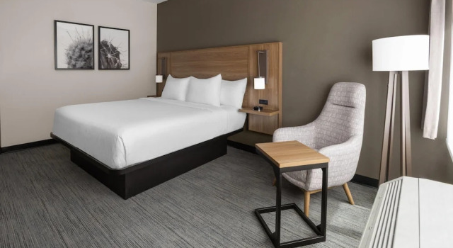 Номер Standard La Quinta Inn & Suites by Wyndham Phoenix West / Glendale