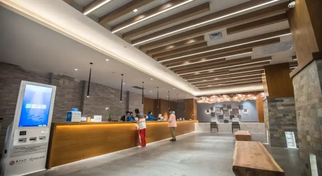 YunDing Grand Hotel, Book Hotel Zhangjiakou Hebei