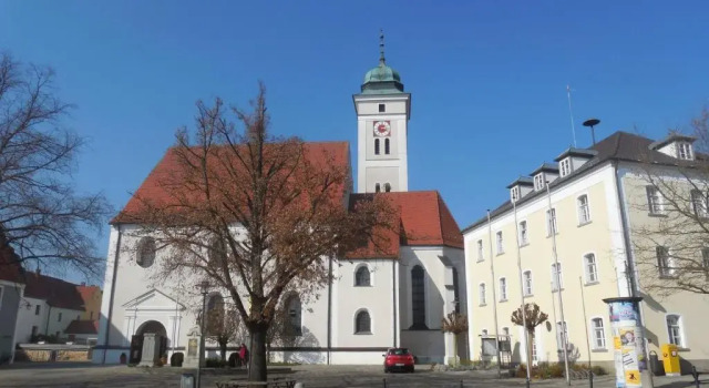 Hotel-Gasthof Wilder Mann, Varaa Hotelli Hotellit Baijeri pysäköinnillä, Pysäköinti