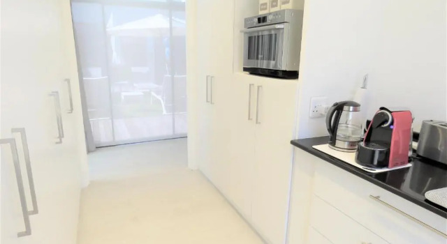 Люкс Luxury OCEAN BREEZE SUNSET BEACH - Boutique Guesthouse - Cape Town