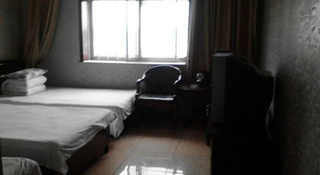 Jinxiu Business Inn, Prenota Hotel Hotel a Shandong con parcheggio, Parcheggio