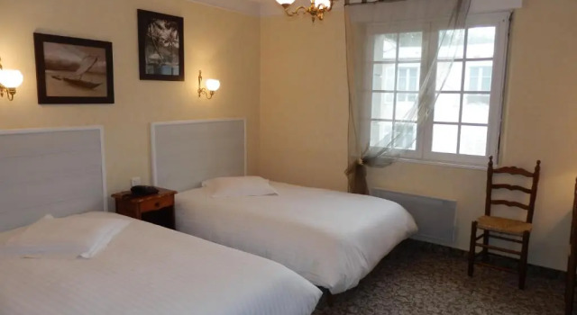 Двухместный номер Standard Logis Hotel De La Corniche