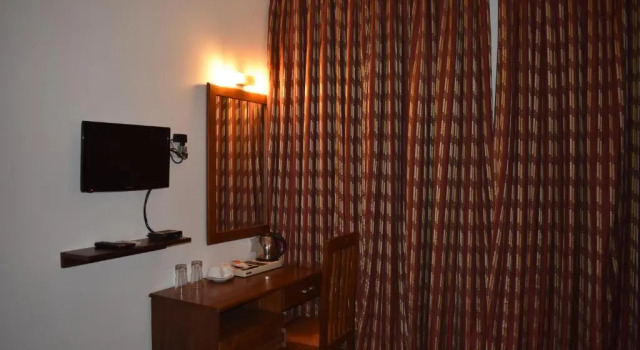 Трёхместный номер Port View City Hotel
