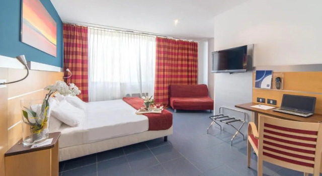 Трёхместный номер Standard Sotel Nomentana Roma