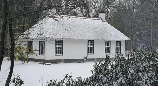 Jagershuis sinds 1724 op landgoed Princenhof, Rezervovat Hotel Oranjewoud Friesland