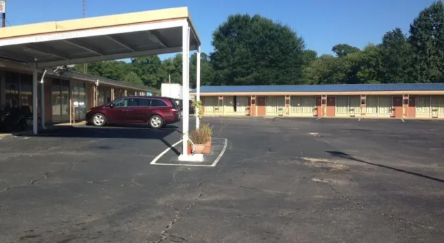 Budget Inn Motel, Varaa Motelli  