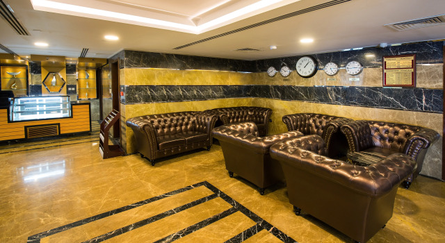 Queen Palace Hotel