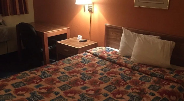 Номер Standard Sunset Inn & Suites