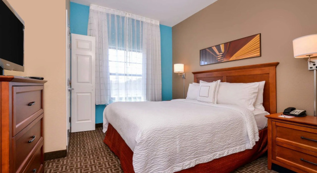 TownePlace Suites by Marriott Thousand Oaks Ventura County, Забронировать Отель Таузанд-Окс Большой Лос-Анджелес