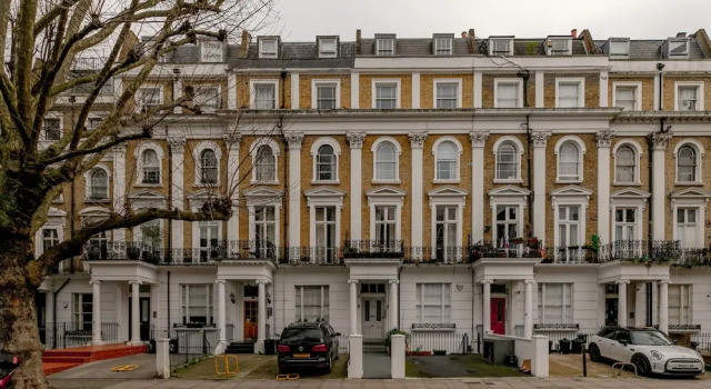 Britannia Hyde Park Hotel By PLI