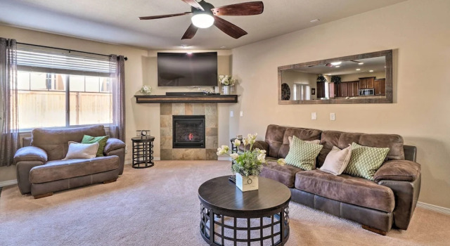 Pet-Friendly Parker House Rental with Home Gym, Prenota Hotel Parker Colorado