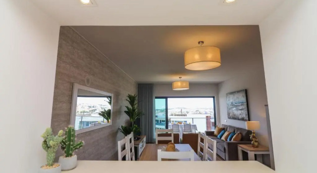 Апартаменты MC Suites Lagos with Pool and sea view