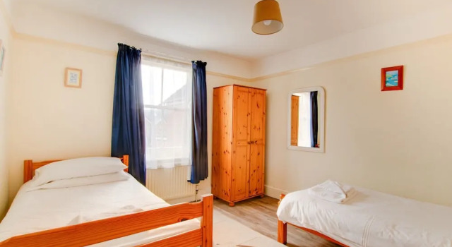 Chic Holiday Home in Swanage With Garden, Забронировать Отель Отели Суонидж 3 звезды, рядом с Парк Дурлстон Кантри, 3*