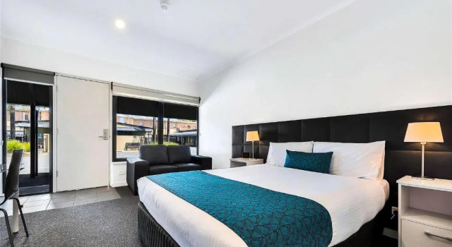 Номер Executive Comfort Inn & Suites Manhattan
