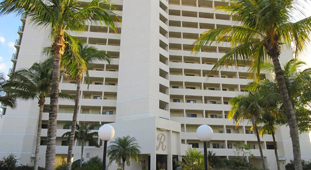 Riviera Club #904 by RedAwning