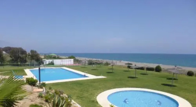 2203-1st line beach house!Aldea beach