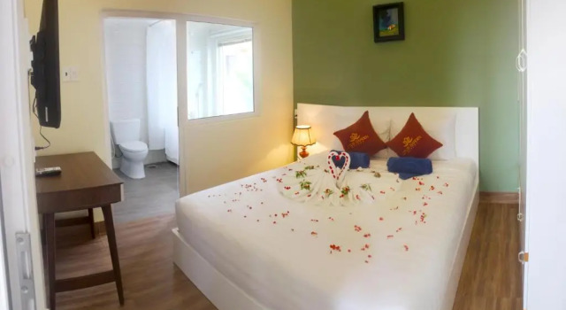 Семейное бунгало Sunday Lotus Garden Resort By The Sea Mui Ne