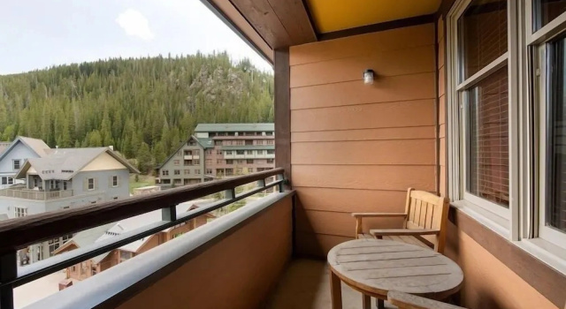 Номер Standard Mountain View Ski-In Ski-Out Condo - Zephyr Mountain Lodge Premium-Rated 2516