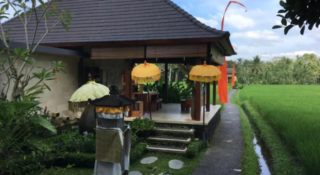 Puri Raya Villa Ubud, Rezervovat Vila Chaty v Bali, Chalupa