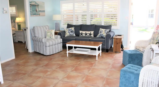 Aloha Kai - Unit 20- Beautifully Updated! 2 Bedrooms 2 Bathrooms Apts, Забронировать Апартаменты/квартира Сиеста-Ки Sarasota Area