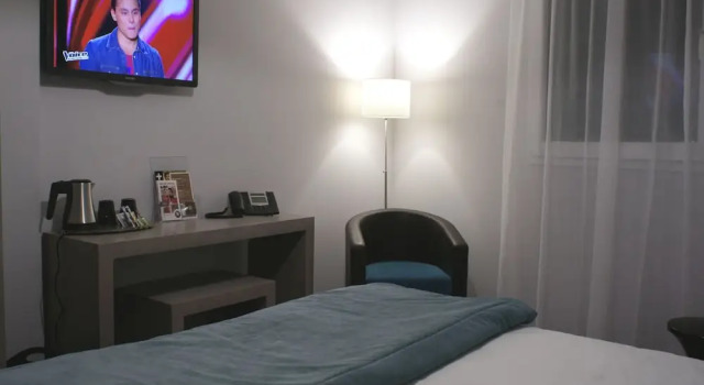 Двухместный номер Superior с видом на сад The Originals Boutique, Hôtel La Grange, Niort
