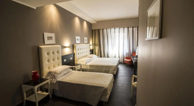 Четырёхместный номер Superior Hotel Mediterraneo