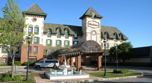 Chateau Hotel and Conference Center, Забронировать Отель Отели Иллинойс 3 звезды, 3*