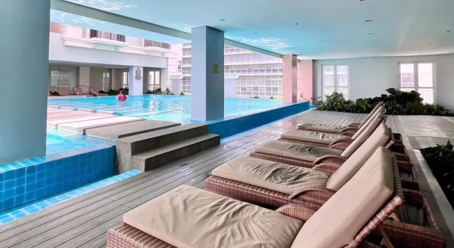 Кровать в общем номере Elegant Studio in Saint Dominique