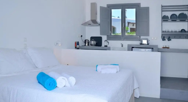 Апартаменты Ionathan Koufonisia Suites