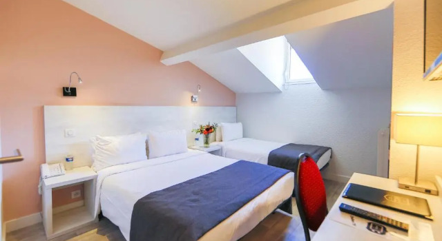 Трёхместный номер Standard Hotel Cannes Croisette