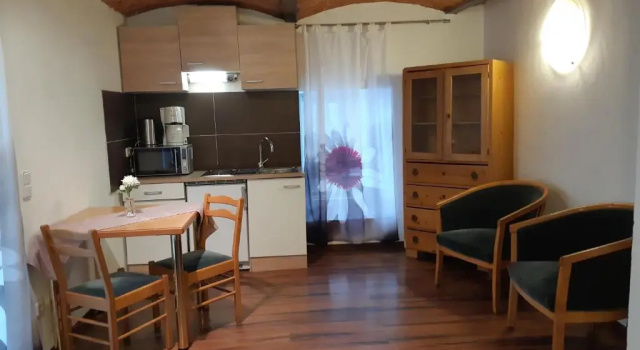 Полулюкс Geinberg Suites & Vianova Lodges