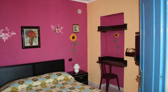 Camere & Case Vacanze Lo Scoglio, Buchen Sie Hotel Castel di Tusa Sizilien