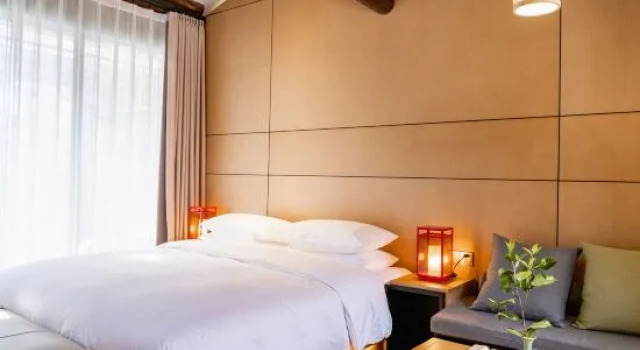 Люкс Ningbo Yun Homestay (Cicheng Ancient City Chenghuang Temple)