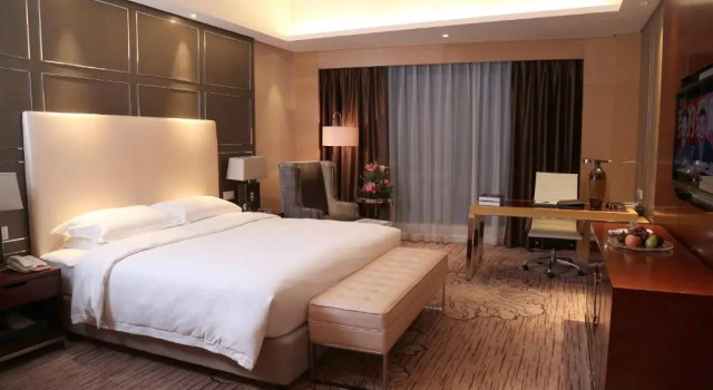 Номер Superior Guangzhou ChangFeng Gloria Plaza Hotel