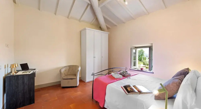 Amazing Panoramic Villa La Poggiola - Happy Rentals, Buchen Sie Villa Villen in Arezzo, Villa