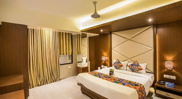 Номер Premium FabHotel Spring Inn - Nr Borivali Station