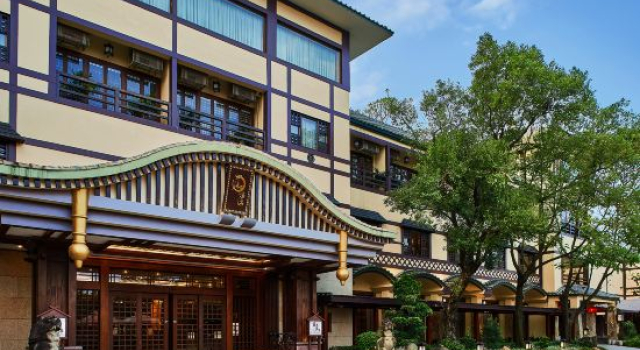 Yuwenquan Hot Spring Resort, Book Ferieresort Hoteller i Zhuhai med pool, Swimmingpool