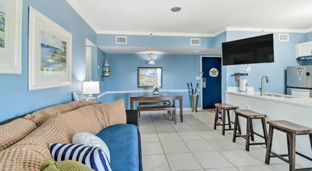 Апартаменты с 2 комнатами с балконом 'the Sand Dollar' Gulf Shores Gem w/ Ocean Views!