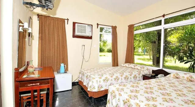 Ma Dolores, Rezervovat Hotel Hotely v Trinidad s bazénem, Bazén