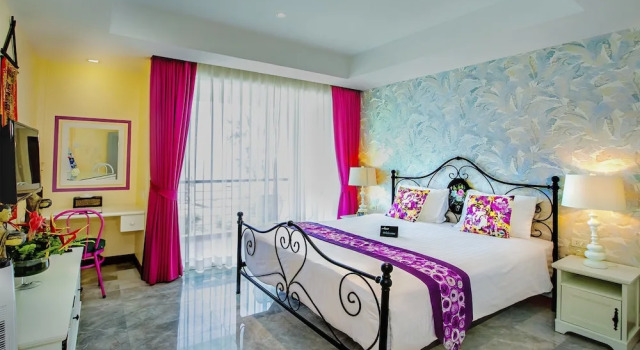 Студия Deluxe с балконом и с красивым видом из окна Almali Rawai Beach Residence