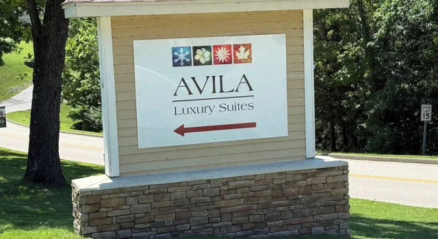 Avila Serenity Suites - For 6, Prenota Appartamento Hotel a Missouri con parcheggio, Parcheggio
