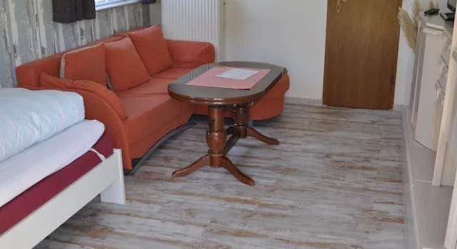 Номер Standard Pension Britzkow