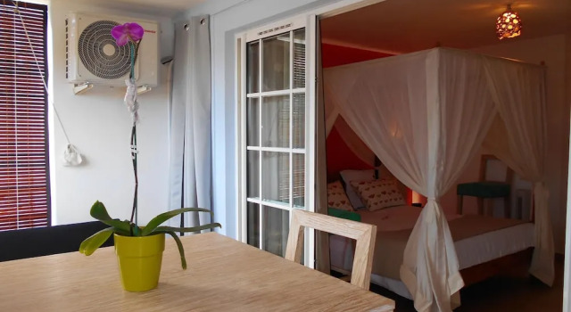 Apartment with One Bedroom in la Possession, with Wonderful Sea View, Terrace And Wifi - 18 Km From the Beach, Prenota Appartamento La Possession Saint-Denis