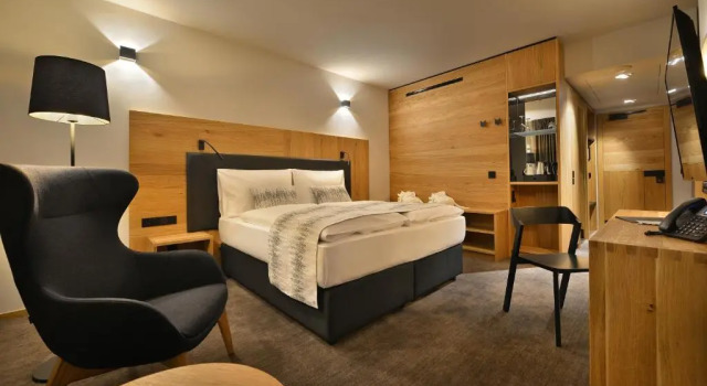 Двухместный номер Superior Grand Hotel Hradec